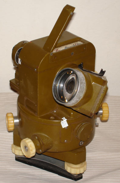 Image of a Chinese made Pilot balloon Theodolite 