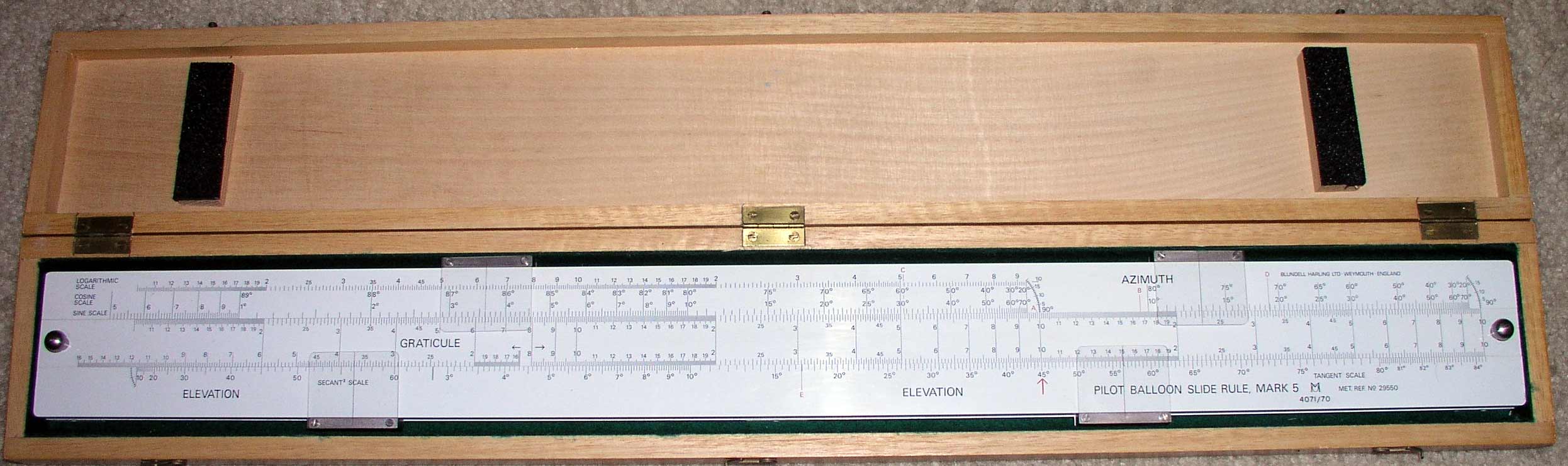 Large Image of a MK 5 Pilot Balloon Slide Rule showing Scales and Cursers