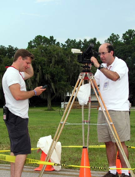 image of Alex Belov and Martin Brenner tracking a balloon ascent at WAC2003