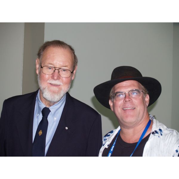 [ Woody with Roger Tomlinson at ESRI '06 ]
